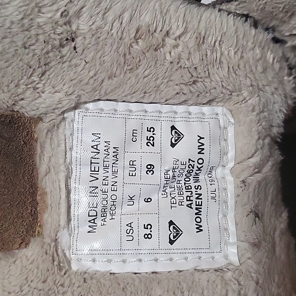Roxy Nikko winter boots 8.5 great condition worn 1 season - Picture 4 of 5